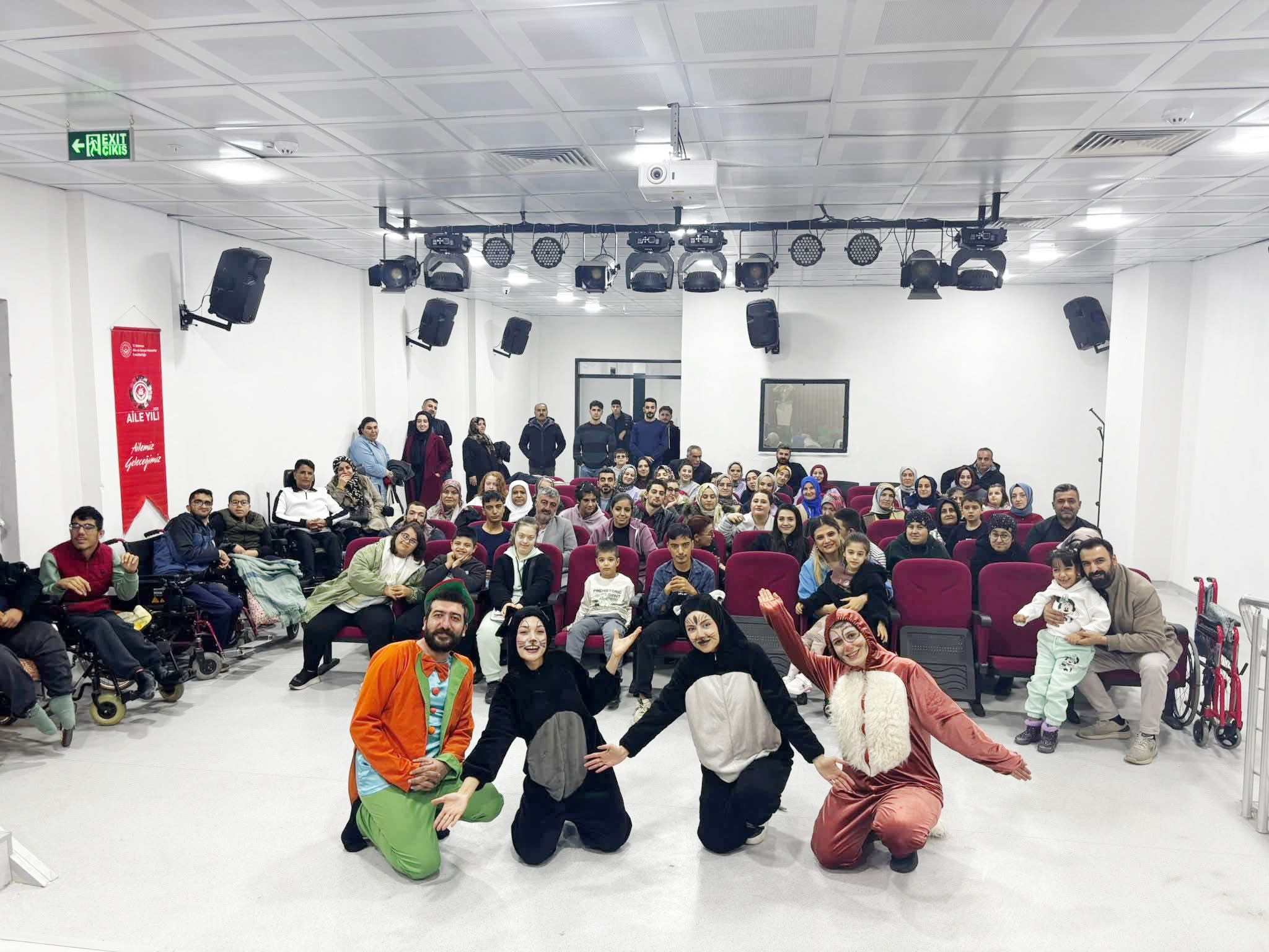 Özel Bireylere Renkli ‘Baloncuk Şovu’