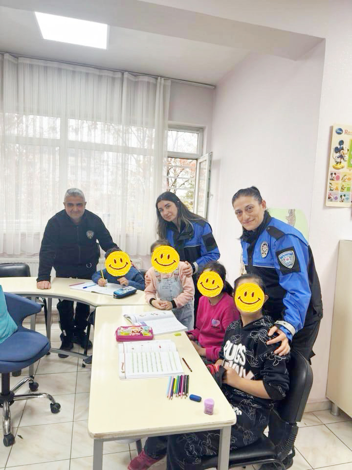 Özel Öğrencilere Polislik ve Güvenlik Eğitimi