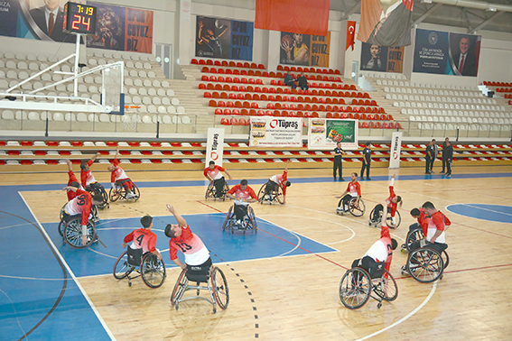 AMEDSPOR-BATMAN ESK MAÇI ERTELENDİ