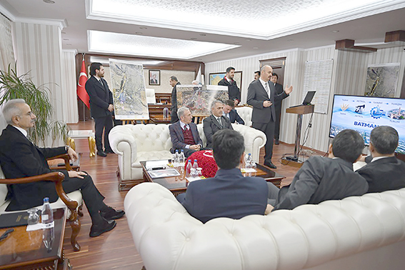 BAKAN URALOĞLU BATMAN’DAYDI