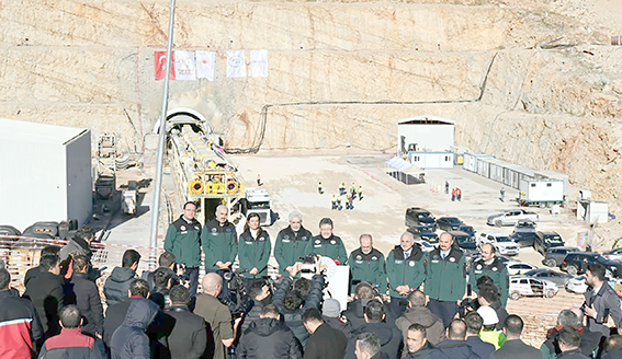 BABAKAYA TÜNELİNDE ÇALIŞMALAR TAM HIZ