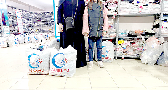 CANSUYU’NDAN BATMAN’DA 310 AİLEYE GİYİM YARDIMI