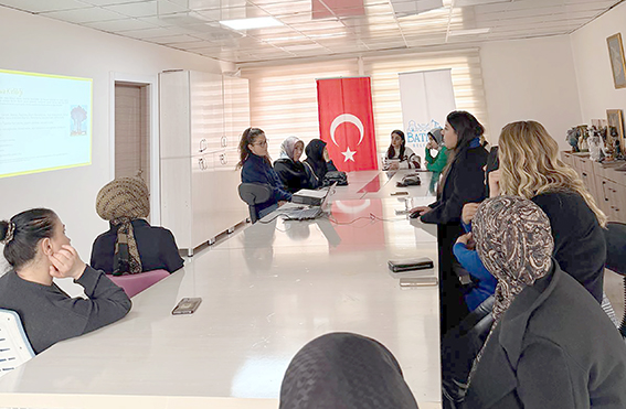 KADINLARA ÇEVRE GÖNÜLLÜSÜ EĞİTİMİ