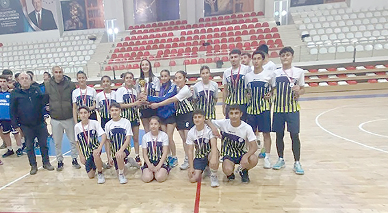 MEHMET AKİF ERSOY KORFOL ŞAMPİYONU