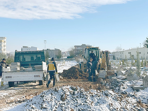 MEZARLIKLAR ZİYARETE HAZIR