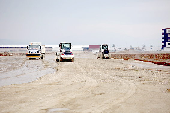 NECAT NASIROĞLU BULVARI’NDA YOL ÇALIŞMALARI HIZLANDI