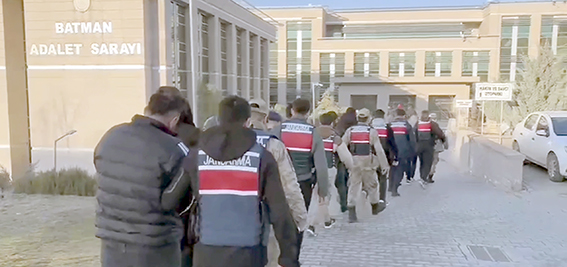 BAHİS ÇETESİNE JANDARMA BASKINI!