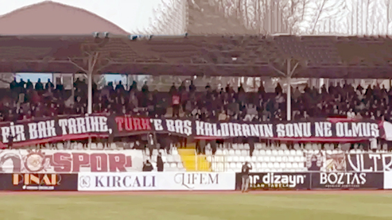 PETROLSPOR’DAN IRKÇILIĞA TEPKİ!