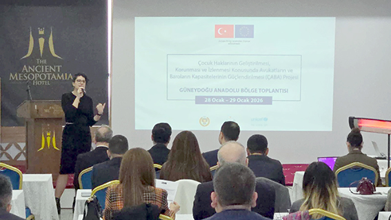 ÇOCUK HAKLARI BİLGİLENDİRME TOPLANTISI DÜZENLENDİ