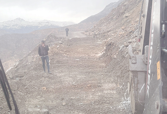 HEYELAN TEMİZLENDİ, KÖYE IŞIK GERİ DÖNDÜ
