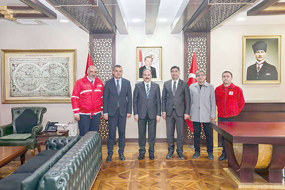 TÜRK KIZILAY’DAN SİİRT VALİSİ’NE ZİYARET