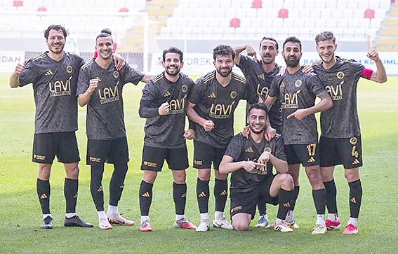 LİDER, KARAMAN’DA ŞOV YAPTI