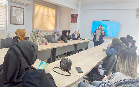 AİLELERE YÖNELİK AİLE İÇİ İLETİŞİM EĞİTİMİ