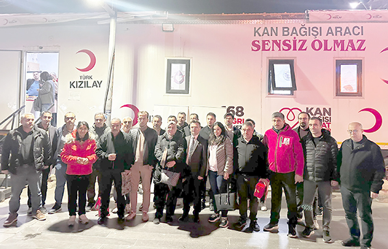 DEFTERDARLIKTAN KIZILAY’A ANLAMLI KAN BAĞIŞI