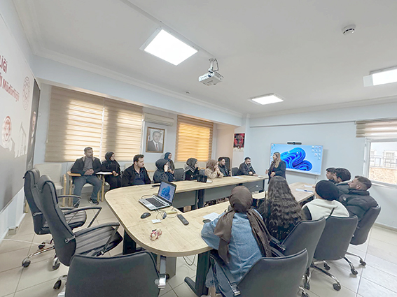 EVLİLİK KREDİSİ DESTEĞİ ALAN GENÇLERE EĞİTİM