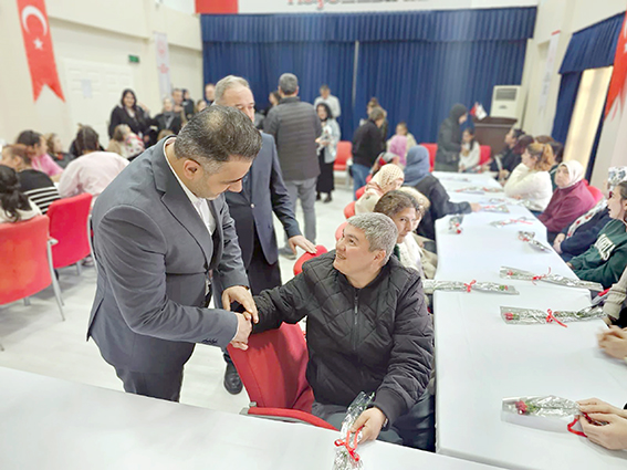İL BAŞKANI ÇETİN’DEN KADINLARA ANLAMLI ZİYARET