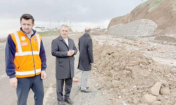 SULAMA KANALI’NDAKİ HASAR GİDERİLDİ, YOL TRAFİĞE AÇILDI