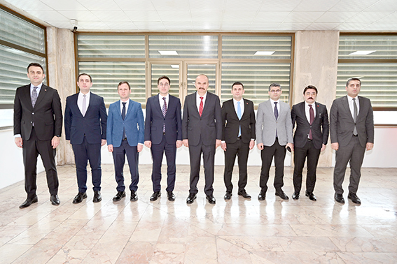 KAYMAKAM ÖZTAŞ’A VEDA YEMEĞİ