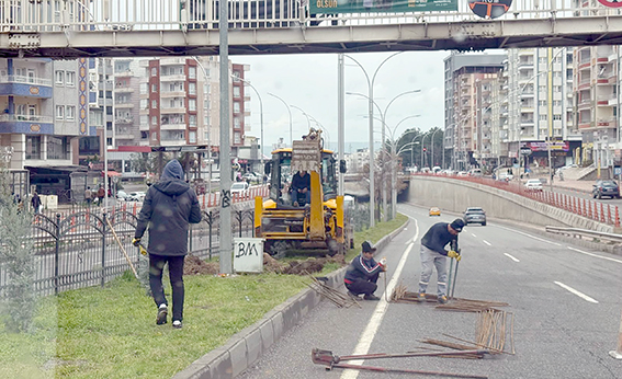 ŞEVKET BAŞAK KÖPRÜLÜ KAVŞAĞI YAYA ÜST GEÇİDİNE GÜÇLENDİRME