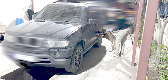 ÇEKİCİDE ZULALI 24,6 KİLO METAMFETAMİN ELE GEÇİRİLDİ