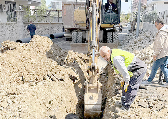 KORİK’TE YAĞMUR SUYU HATTI ÇALIŞMALARI SÜRÜYOR