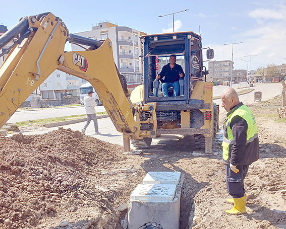 BASKİ’DEN YAĞMUR SUYU HATLARINA YOĞUN MESAİ