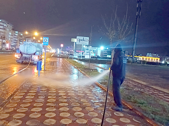 CADDE VE SOKAKLAR PIRIL PIRIL