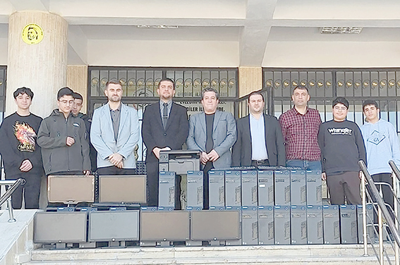 DİCLE ELEKTRİK’TEN EĞİTİME TEKNOLOJİ DESTEĞİ