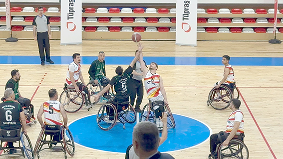 ENGELLİLER’DEN KRİTİK GALİBİYET: 69-65