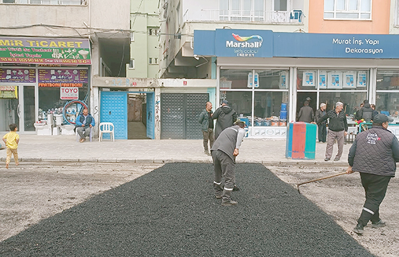 KENTİN DÖRT BİR YANINDA YOĞUN MESAİ