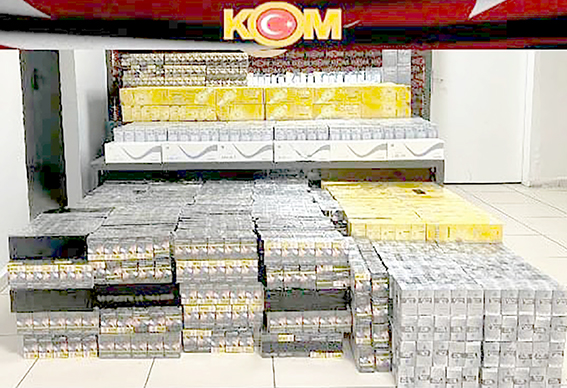 17 BİN 600 PAKET KAÇAK SİGARA ELE GEÇİRİLDİ
