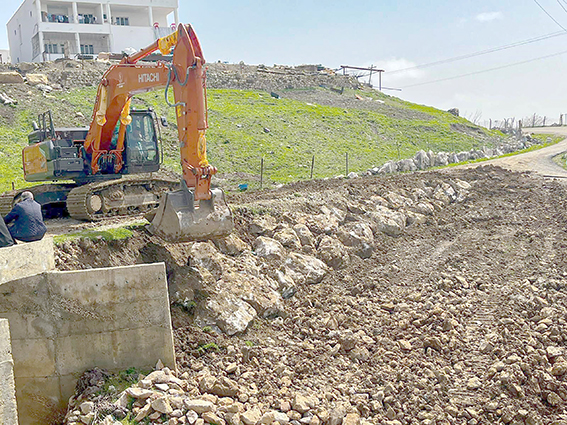KÖYLERDE ALTYAPI VE YOL ÇALIŞMALARI ARALIKSIZ SÜRÜYOR