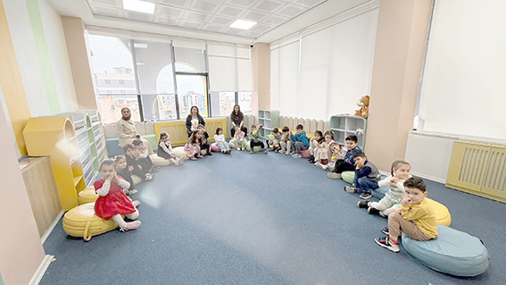 BEBEK VE ÇOCUK KÜTÜPHANESİ GÖRÜCÜYE ÇIKTI