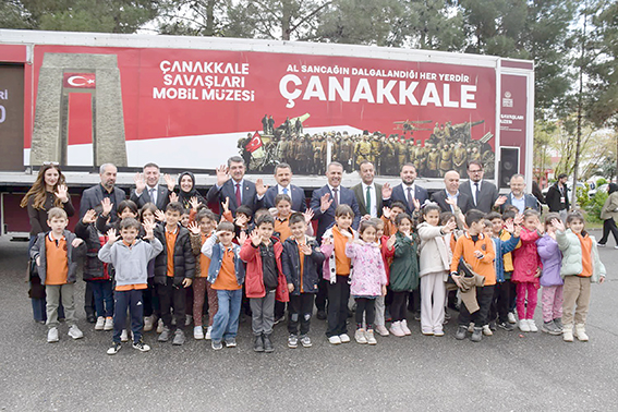 MOBİL MÜZE MERAKLILARINI AĞIRLIYOR