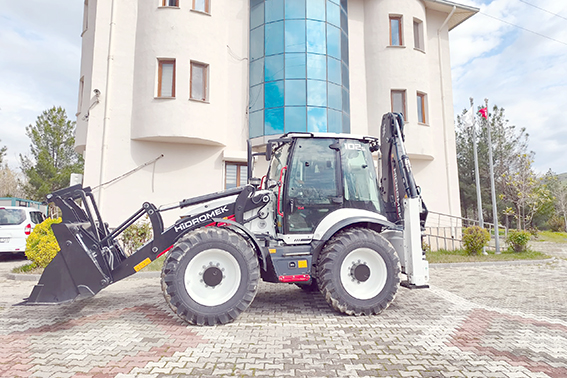 OSB’YE İŞ MAKİNASI ALINDI