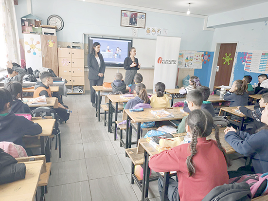 DEFTERDARLIKTAN ÖĞRENCİLERE VERGİ BİLİNCİ EĞİTİMİ