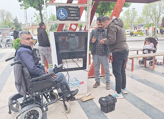 ENGELLİ ŞARJ İSTASYONLARI BAŞTAN SONA YENİLENDİ