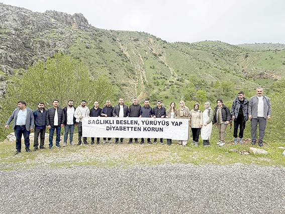 KOZLUK’TA SAĞLIK İÇİN YÜRÜDÜLER