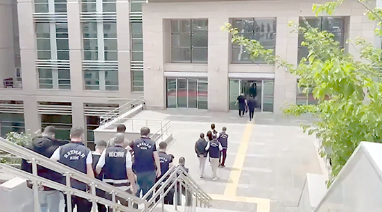 SİLAHLI SUÇ ÖRGÜTÜNE OPERASYON: 7 TUTUKLAMA