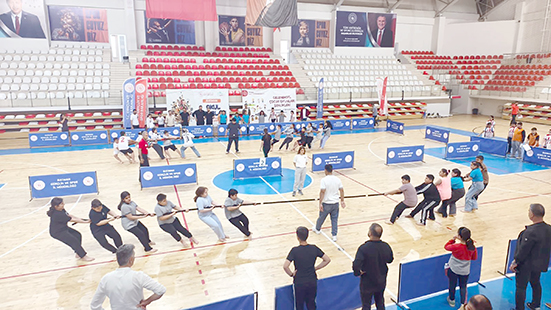 50 OKULDAN 1600 SPORCUYLA MUHTEŞEM ORGANİZASYON