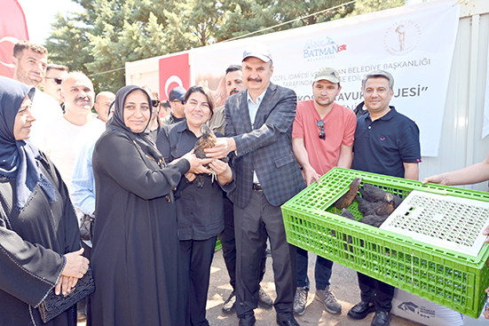 40 BİN KOŞAN TAVUK DAĞITILDI