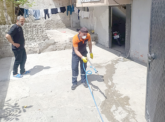 MAHALLELER 2 GÜNDE BİR İLAÇLANIYOR