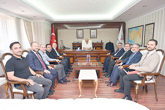 MÜDÜR CANDAN VE BAŞKAN DURAK’TAN VALİ CANALP’A ZİYARET