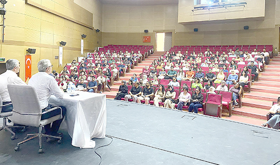 REHBER ÖĞRETMENLERİ BİLGİLENDİRME TOPLANTISI YAPILDI