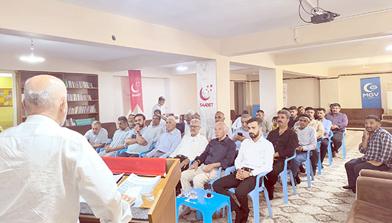SAADET PARTİSİ İL DİVANINI YAPTI
