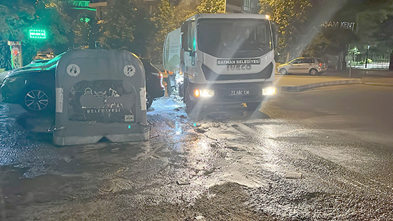 GÜLTEPE SU PARKI’NDA VİNÇLİ KONTEYNERLER DEZENFEKTE EDİLDİ