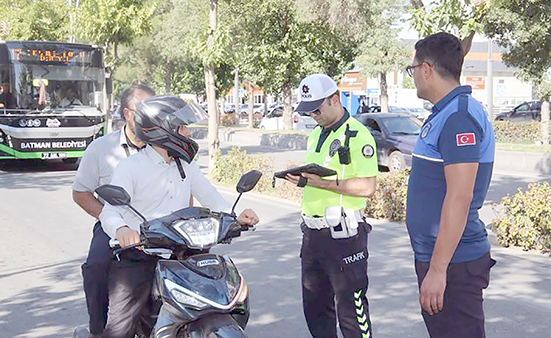 33 BİN MOTOSİKLET DENETLENDİ