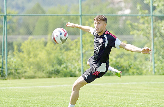 BELEDİYESPOR ALTYAPISI YENİ YETENEKLER KAZANDIRMAYA DEVAM EDİYOR