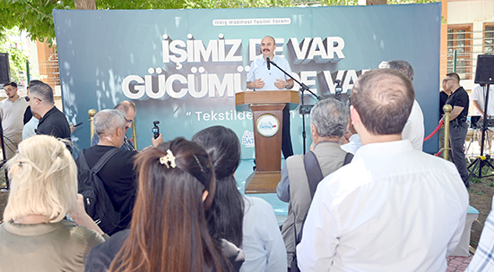 BATMANLI KADINLARA DİKİŞ MAKİNESİ DAĞITILDI