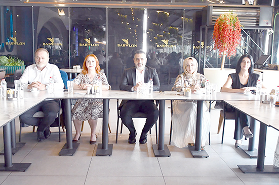İL BAŞKANI ÇETİN, KADIN TEŞKİLATLARI BULUŞTU